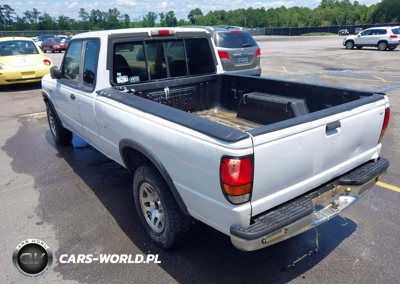 1996 Mazda B4000 Cab Plus VIN:4F4CR17X3TTM24178 - 3