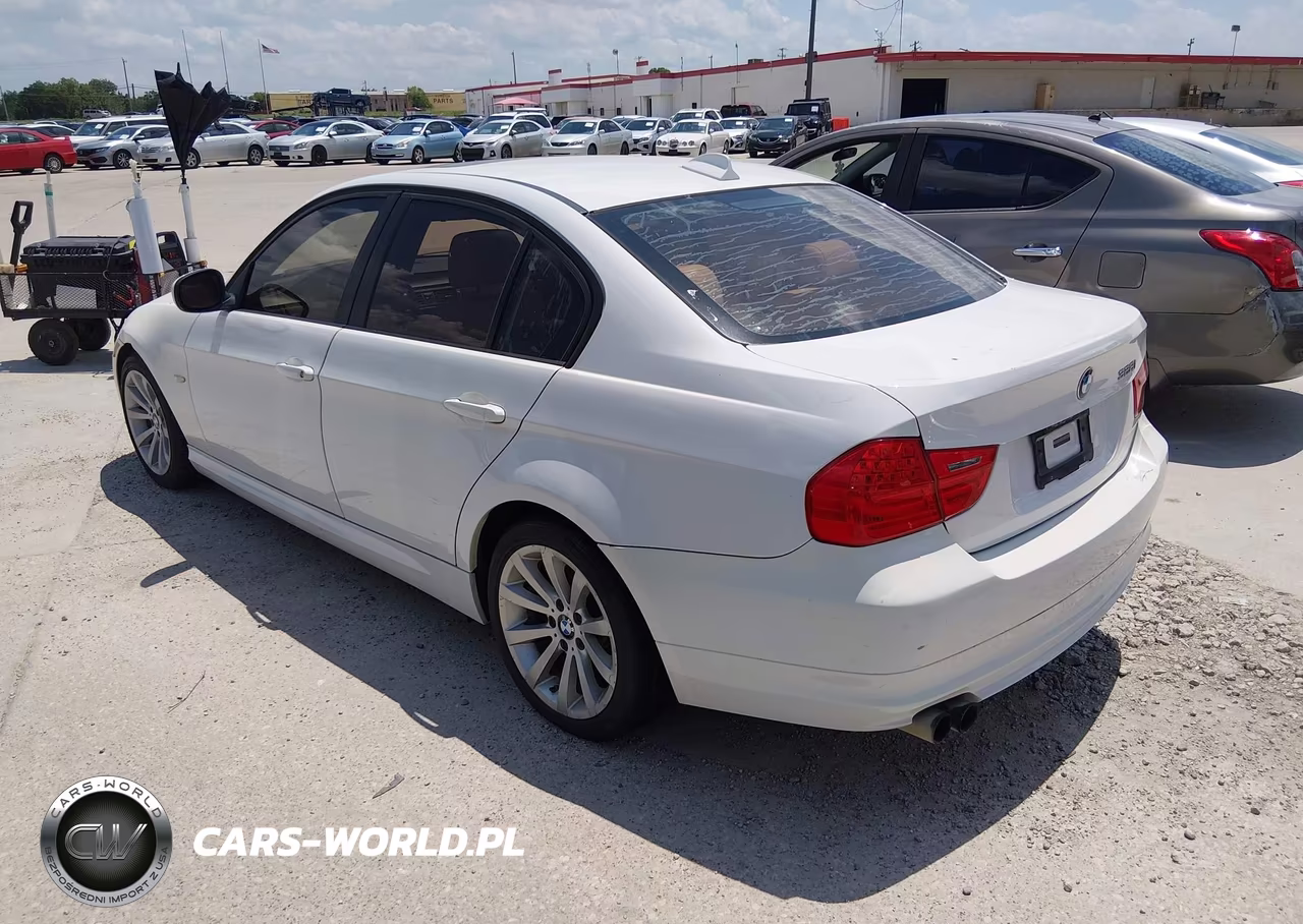 2011 BMW 328I VIN:WBAPH5G59BNM77955 - 3