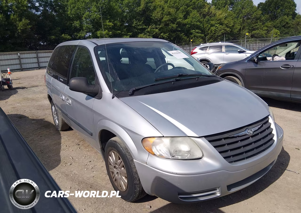 2005 Chrysler Town & Country