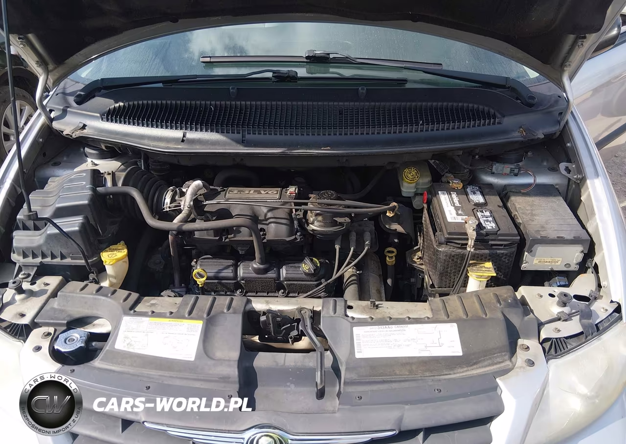 2005 Chrysler Town & Country VIN:1C4GP45R65B439272 - 10