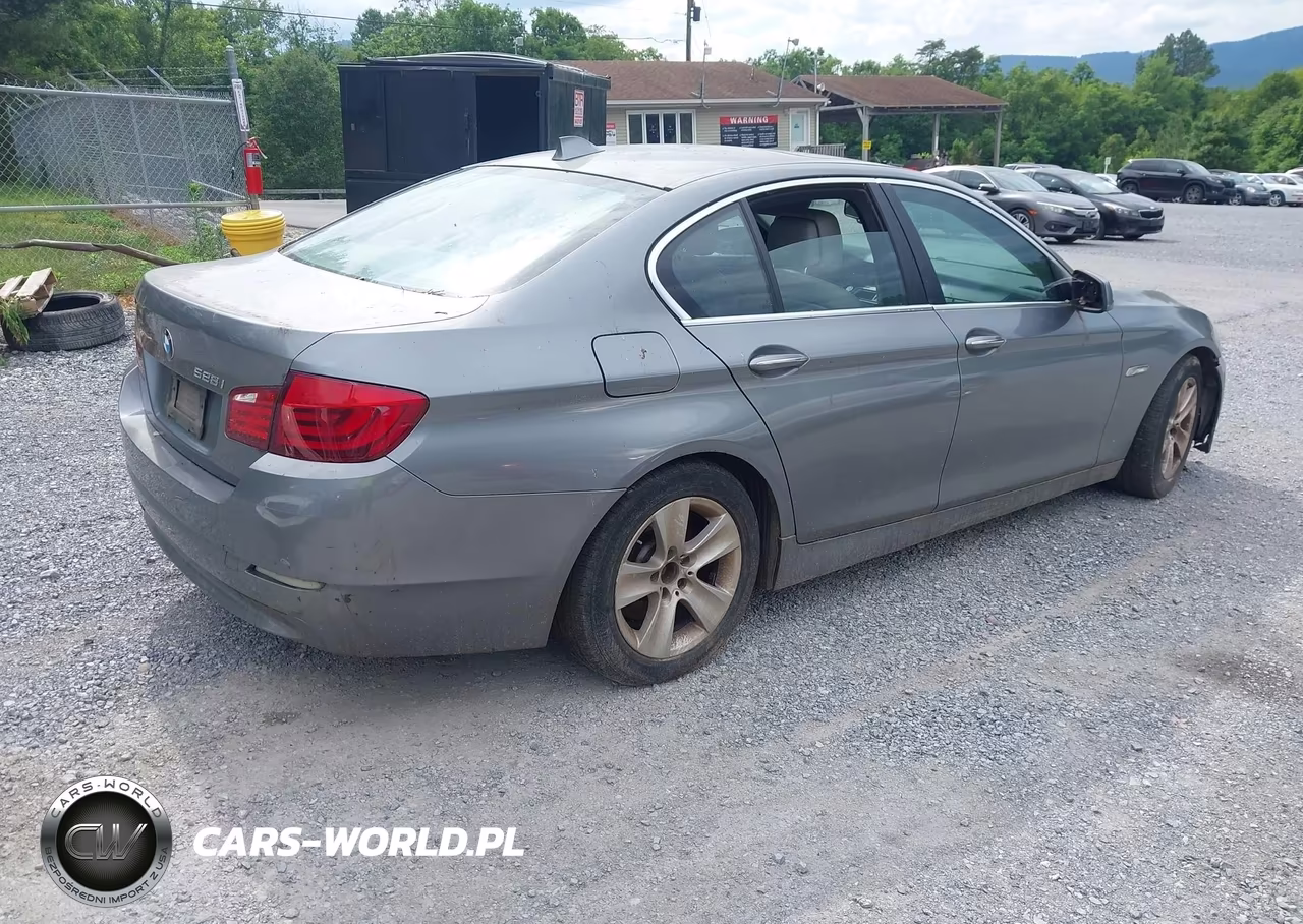 2011 BMW 528I VIN:WBAFR1C59BC742733 - 4