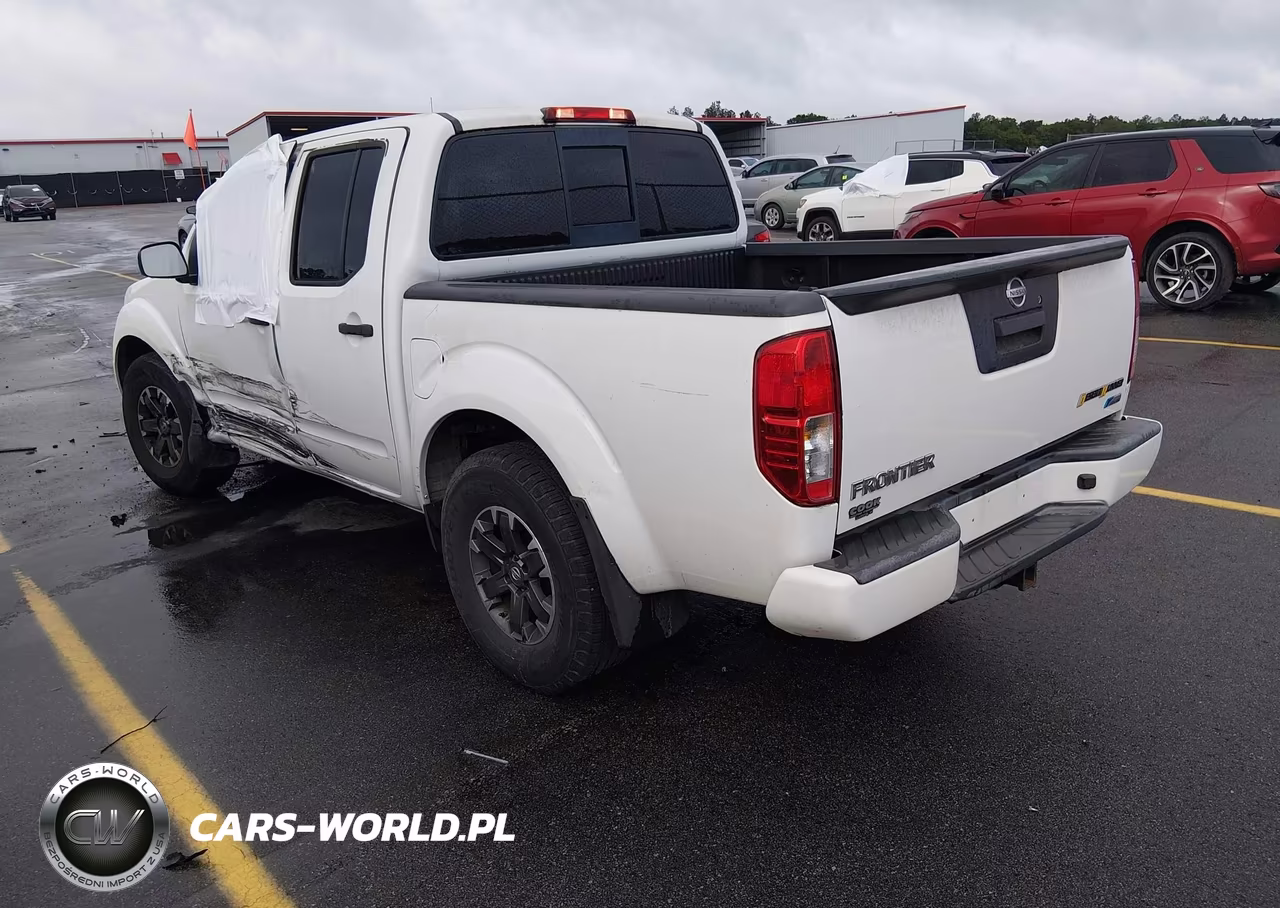 2017 Nissan Frontier Desert Runner VIN:1N6DD0ER2HN723843 - 3
