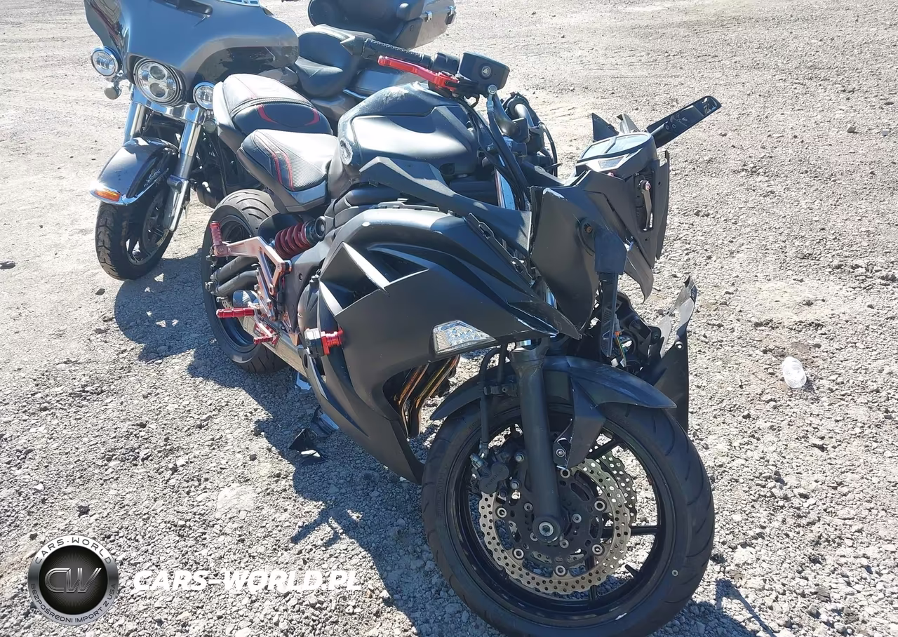 2015 Kawasaki Ex650 E