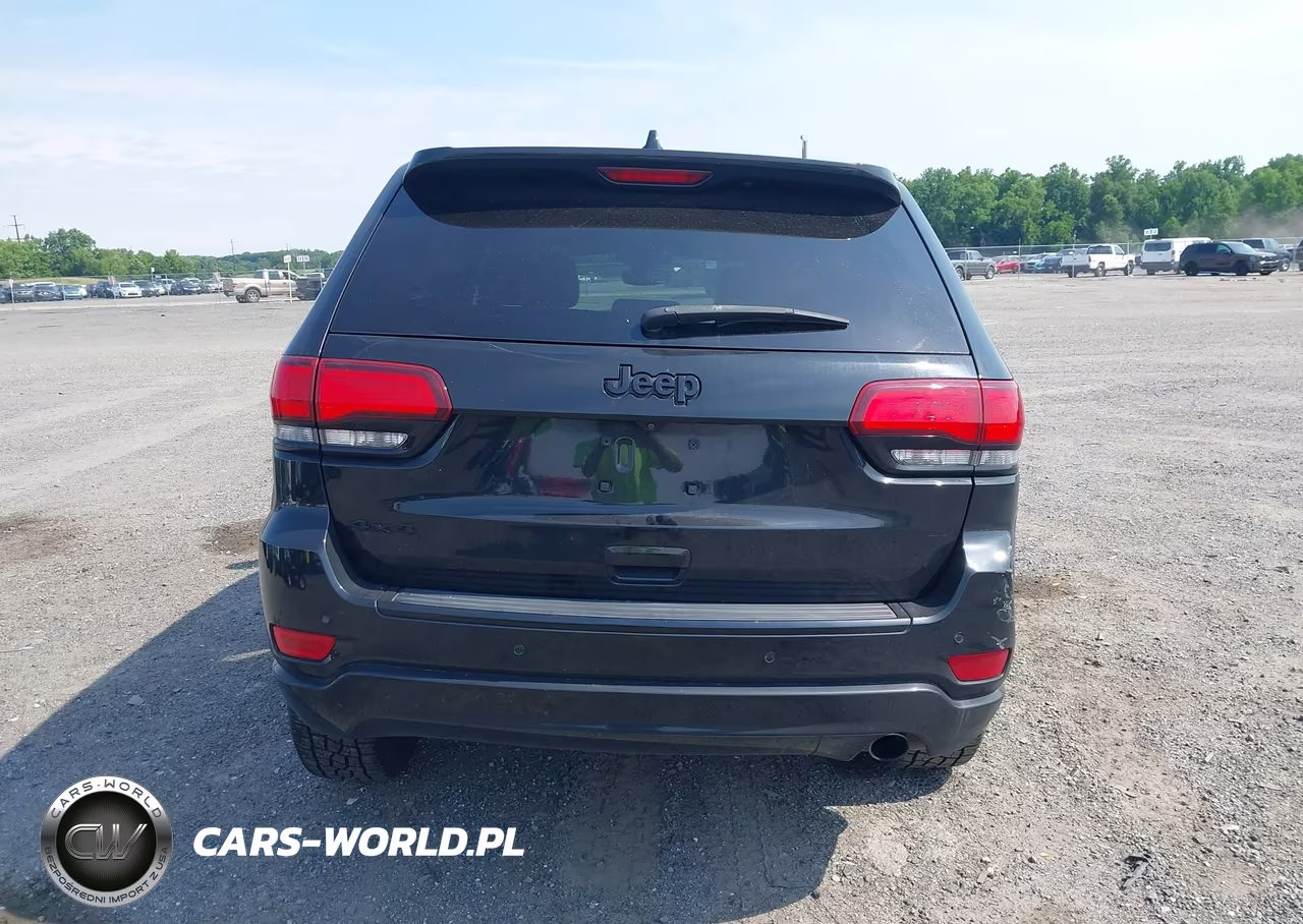 2017 Jeep Grand Cherokee Altitude 4X4 VIN:1C4RJFAG3HC895027 - 17