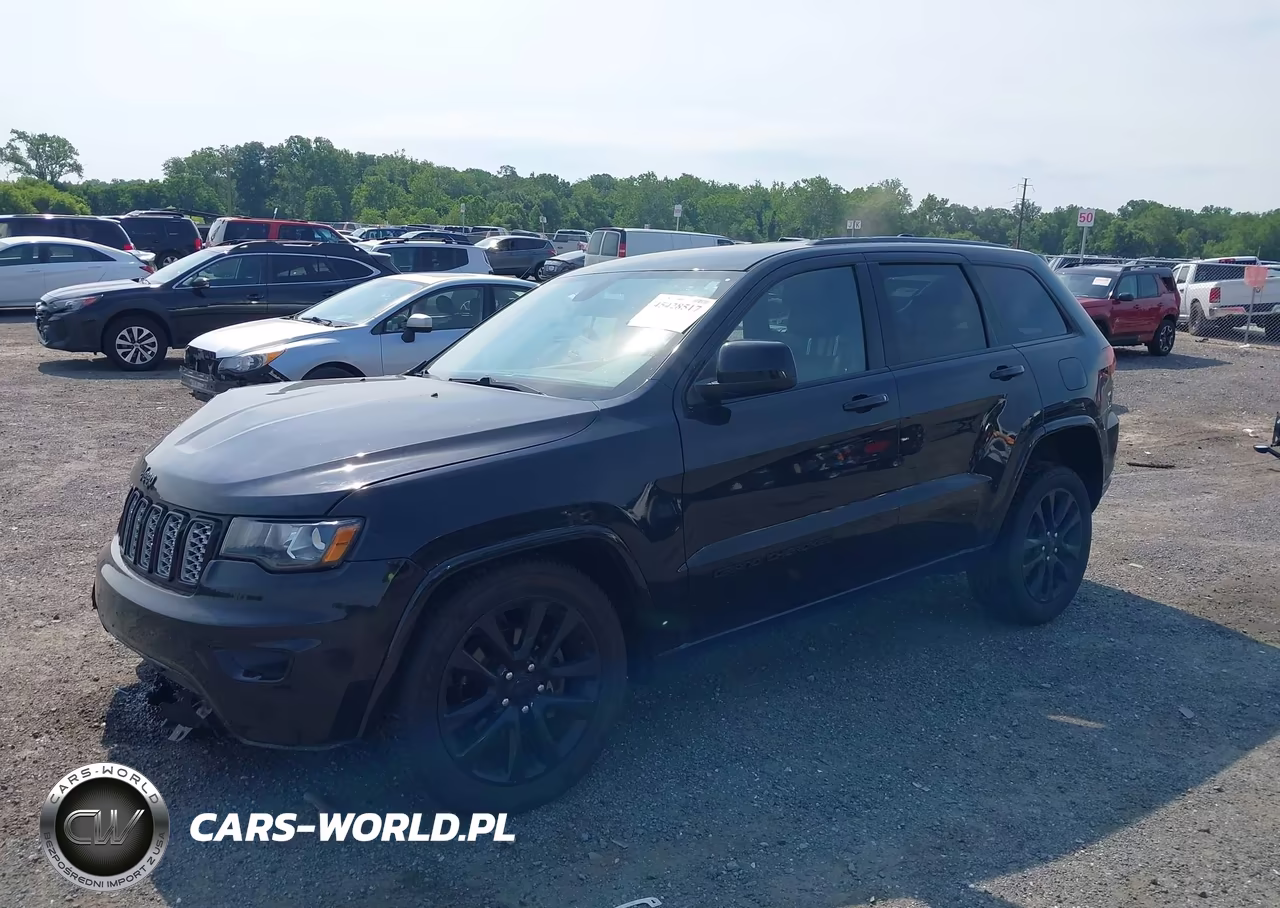 2017 Jeep Grand Cherokee Altitude 4X4 VIN:1C4RJFAG3HC895027 - 2