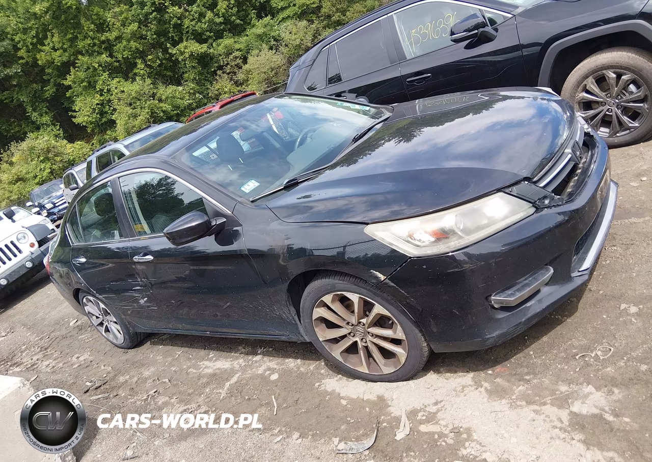 2014 Honda Accord Sport VIN:1HGCR2F58EA170689 - 13