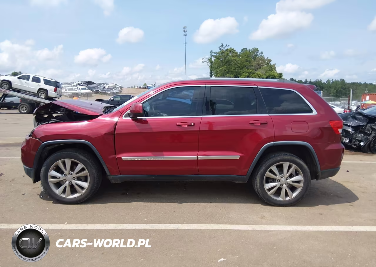 2013 Jeep Grand Cherokee Laredo VIN:1C4RJEAG5DC650797 - 14
