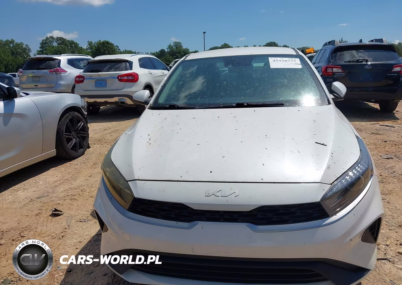 2023 Kia Forte Lxs VIN:3KPF24AD3PE527285 - 12