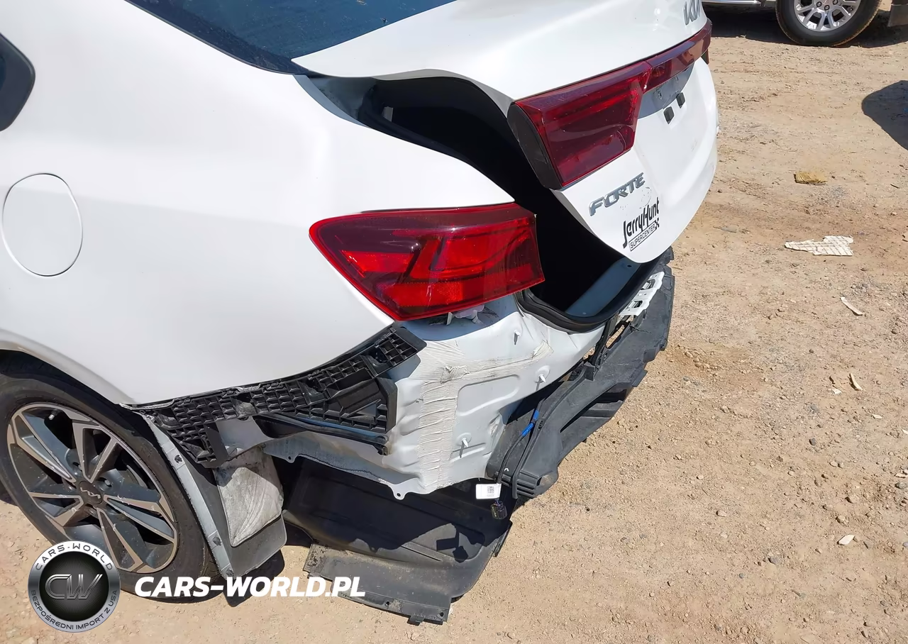 2023 Kia Forte Lxs VIN:3KPF24AD3PE527285 - 6