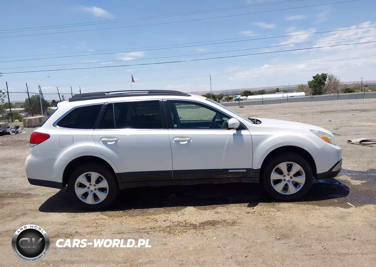 2012 Subaru Outback 2.5I Premium VIN:4S4BRBCC1C3227602 - 13