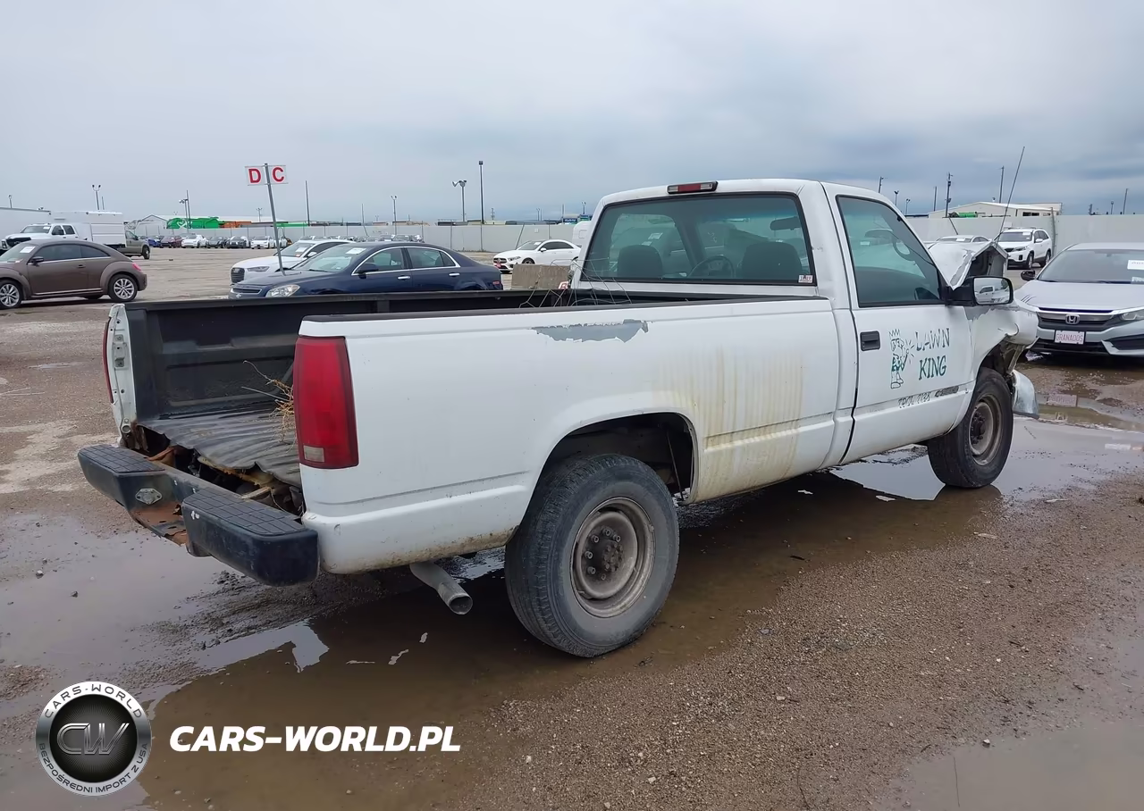 2000 Chevrolet C3500 VIN:1GCGC34R3YR141703 - 4