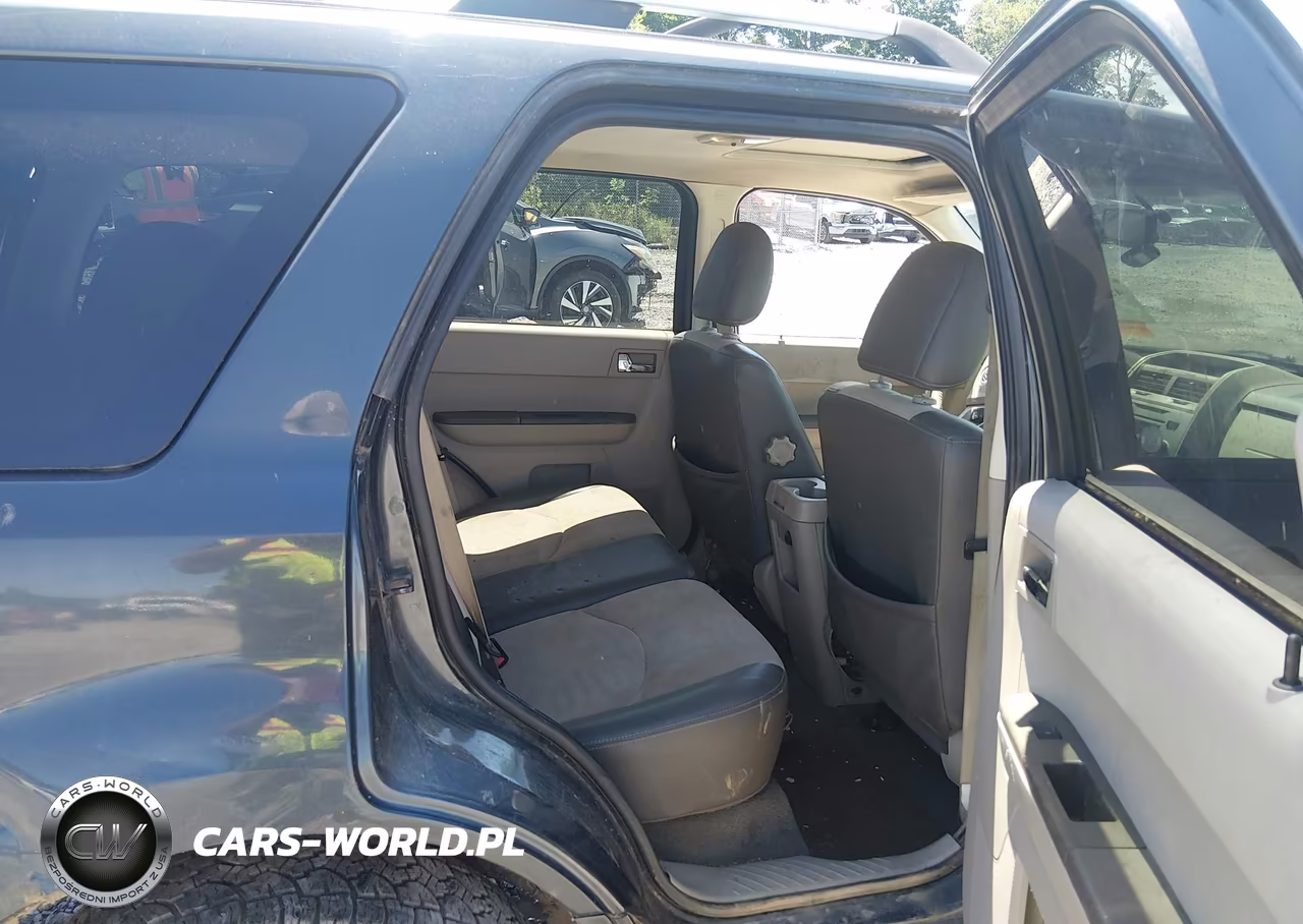 2008 Mercury Mariner Premier VIN:4M2CU97128KJ31154 - 8