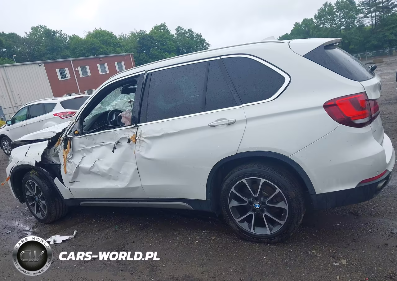 2017 BMW X5 xDrive35I VIN:5UXKR0C59H0V65315 - 14