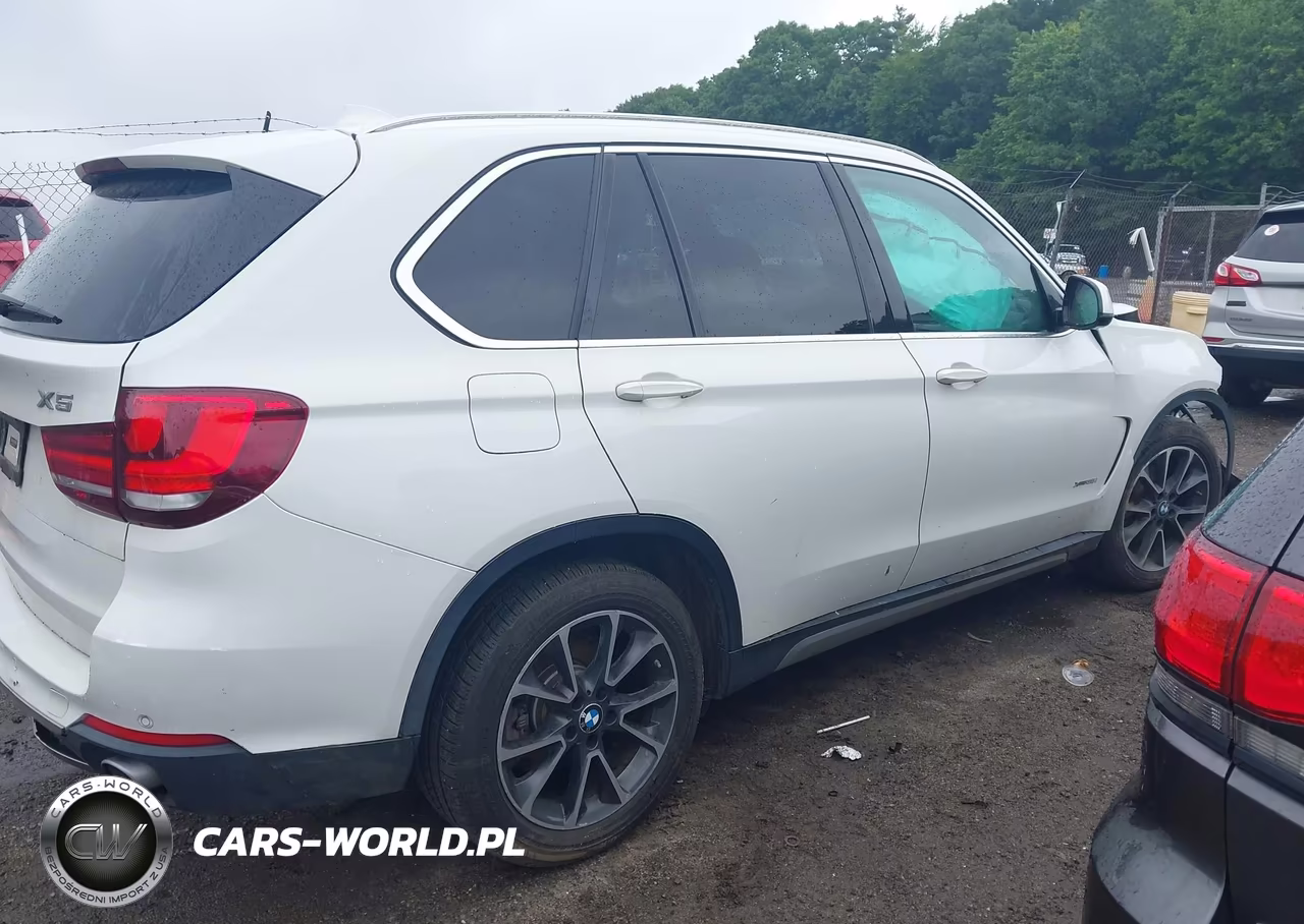 2017 BMW X5 xDrive35I VIN:5UXKR0C59H0V65315 - 4