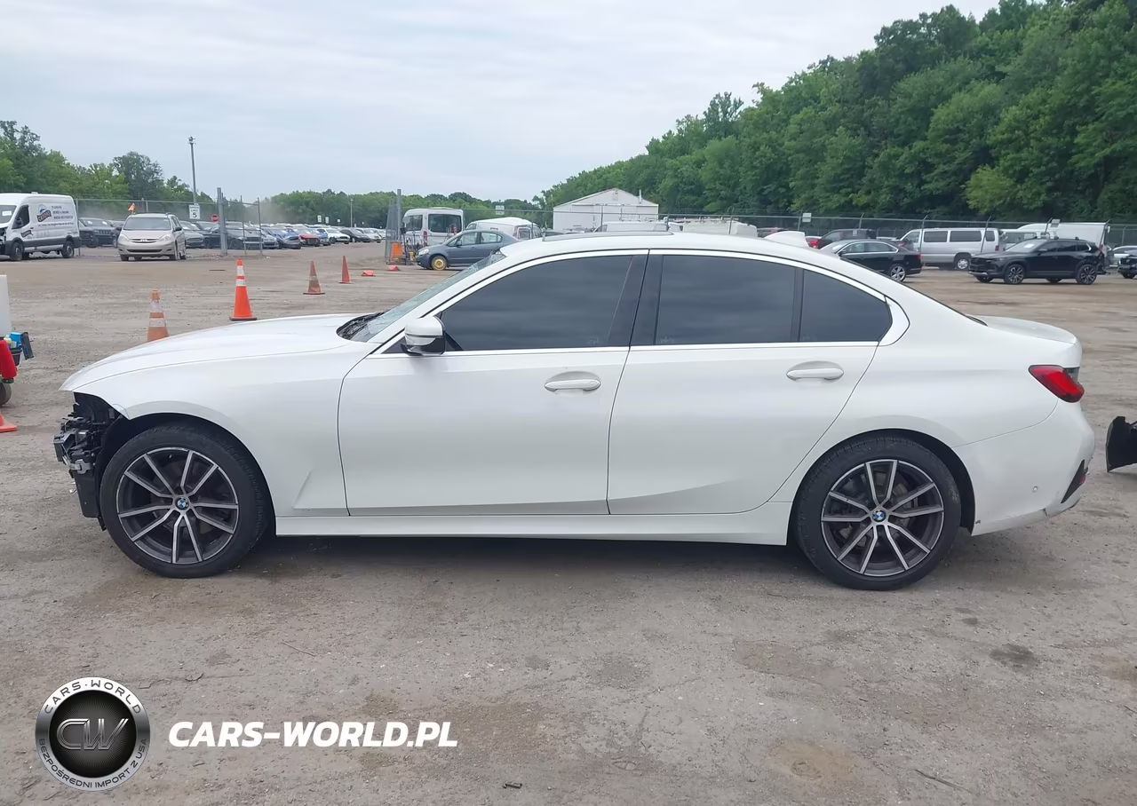 2019 BMW 330I xDrive VIN:WBA5R7C51KFH17230 - 14