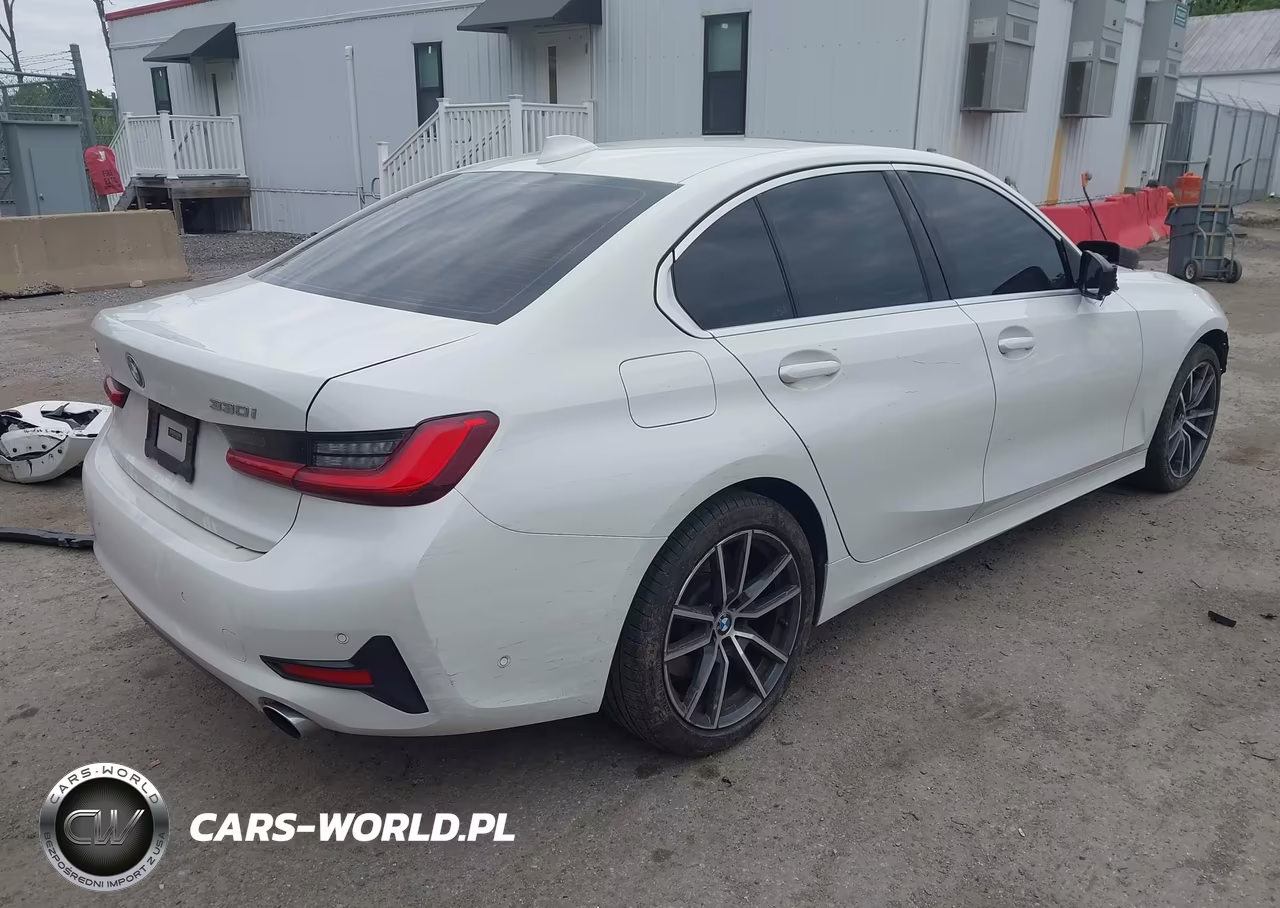 2019 BMW 330I xDrive VIN:WBA5R7C51KFH17230 - 4
