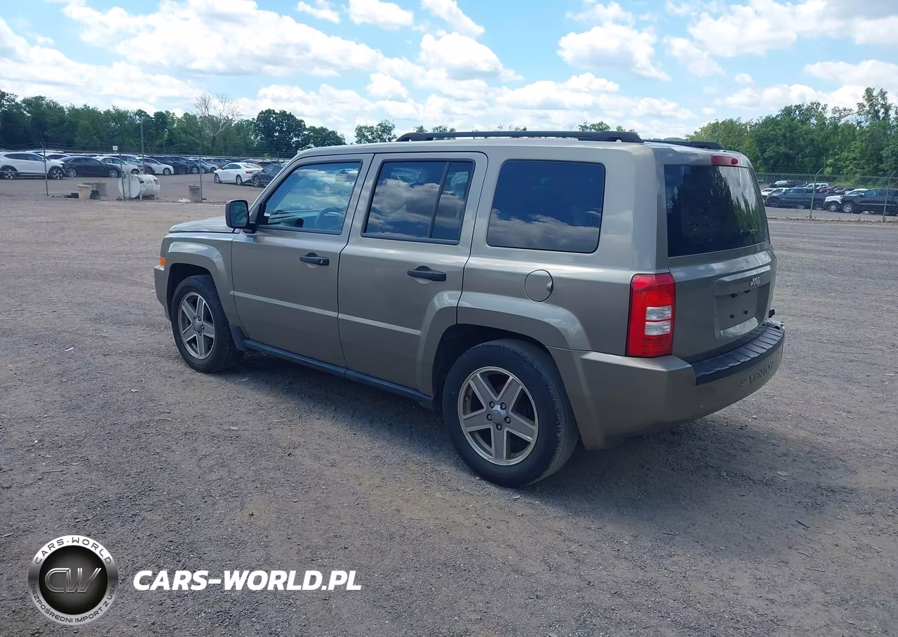 2008 Jeep Patriot Sport VIN:1J8FT28W88D522927 - 3