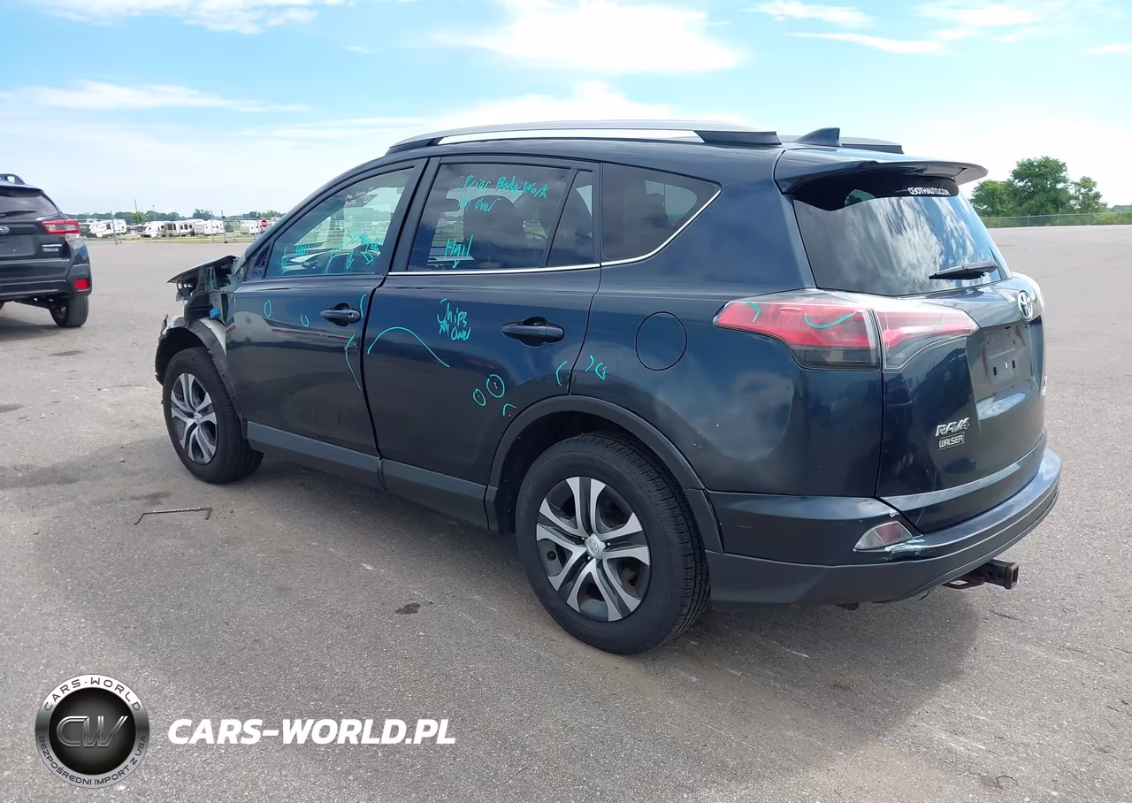 2017 Toyota Rav4 Le VIN:JTMBFREV7HJ710521 - 3