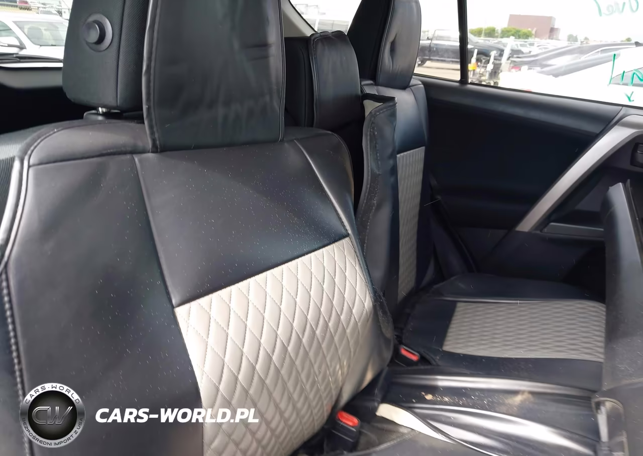2017 Toyota Rav4 Le VIN:JTMBFREV7HJ710521 - 8