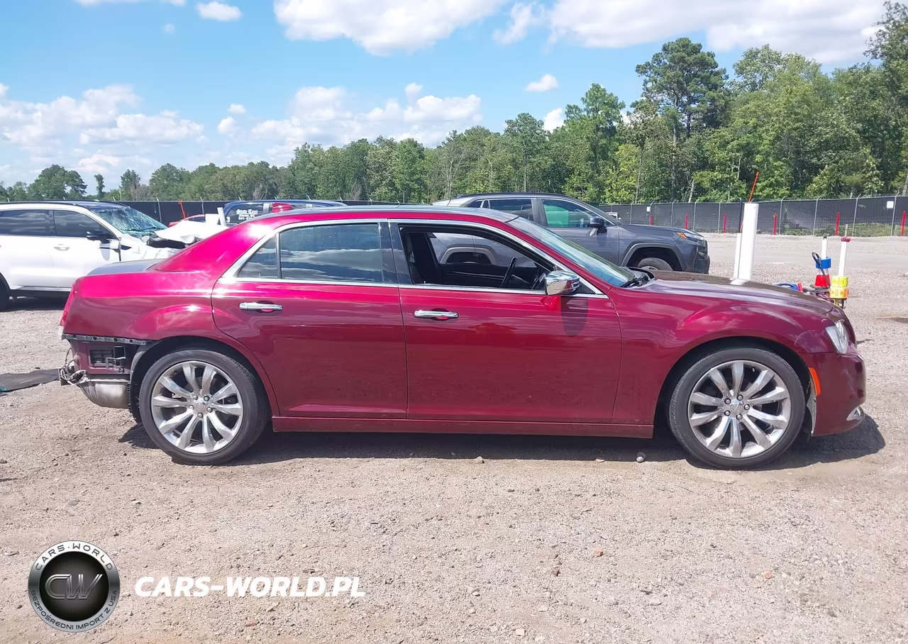 2017 Chrysler 300C VIN:2C3CCAEG0HH582368 - 14