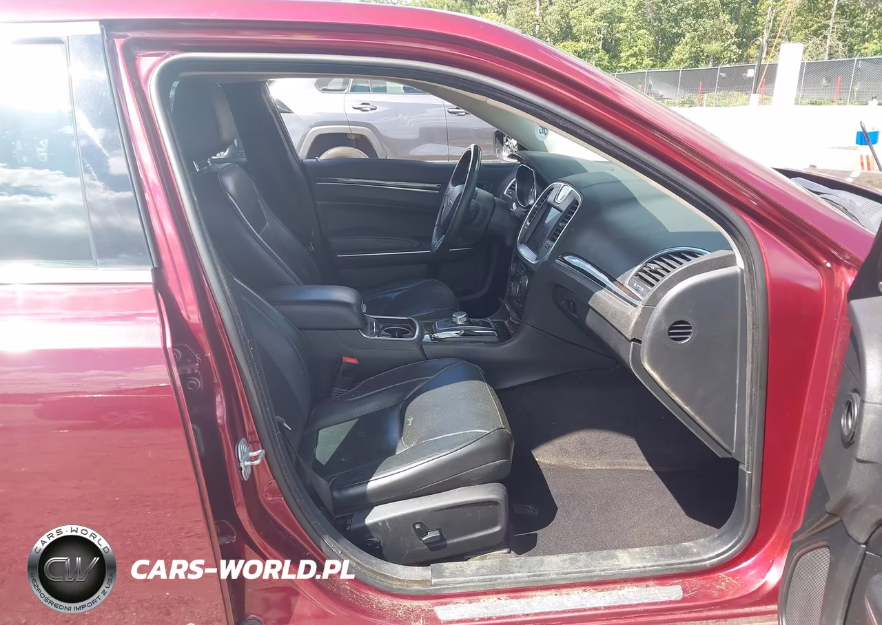 2017 Chrysler 300C VIN:2C3CCAEG0HH582368 - 5