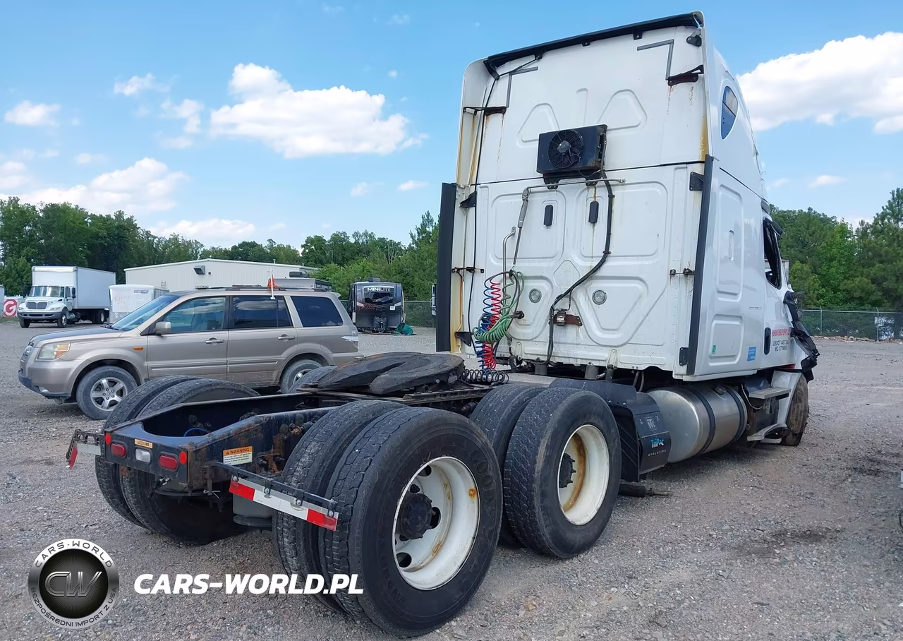 2019 Freightliner New Cascadia 126 VIN:3AKJHHDR2KSKG4934 - 4