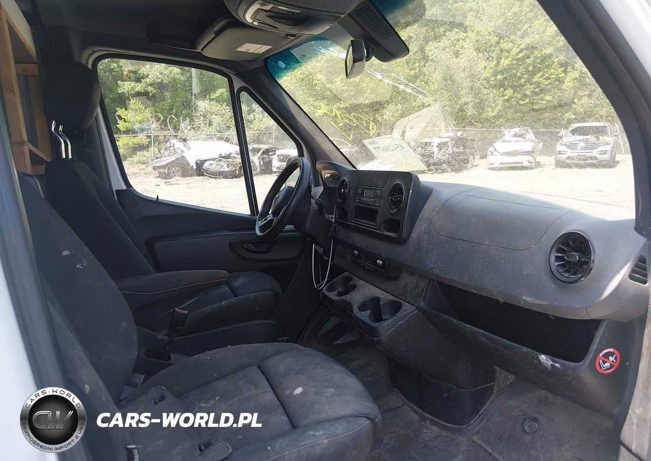 2020 Mercedes-Benz Sprinter 2500 Standard Roof V6 VIN:W1Y4EBHY3LT032495 - 5