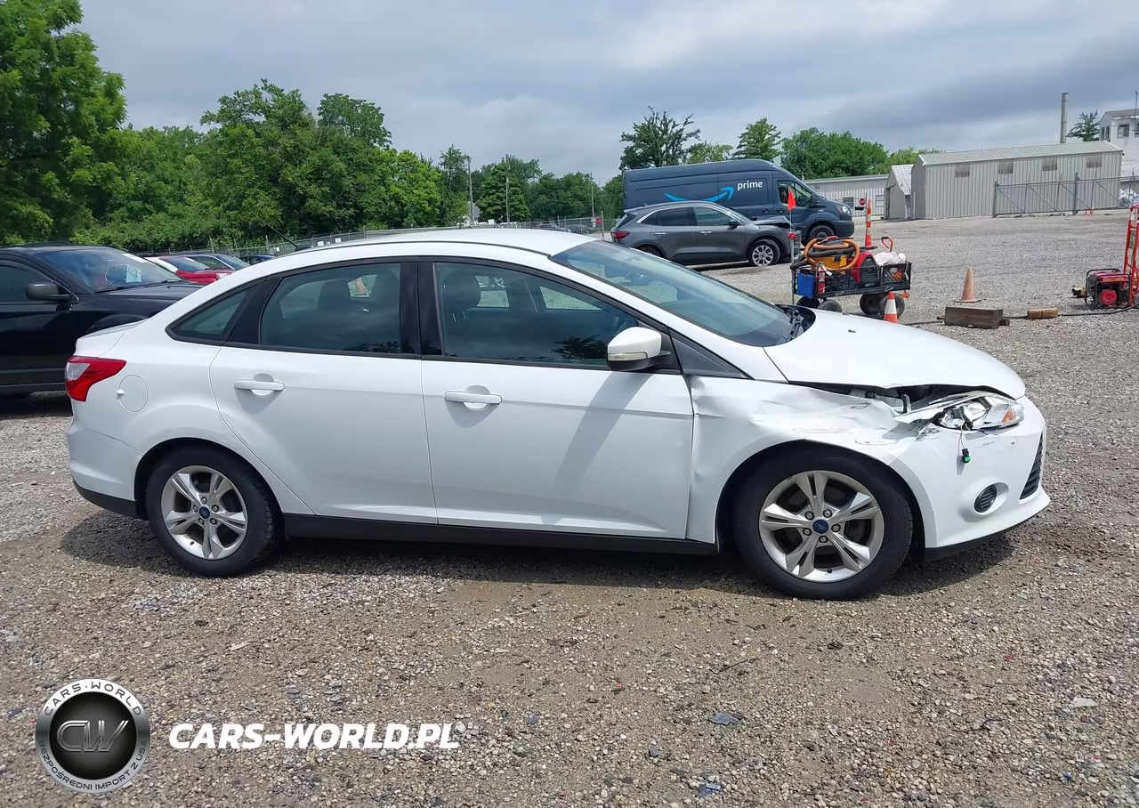 2014 Ford Focus Se VIN:1FADP3F23EL228755 - 13