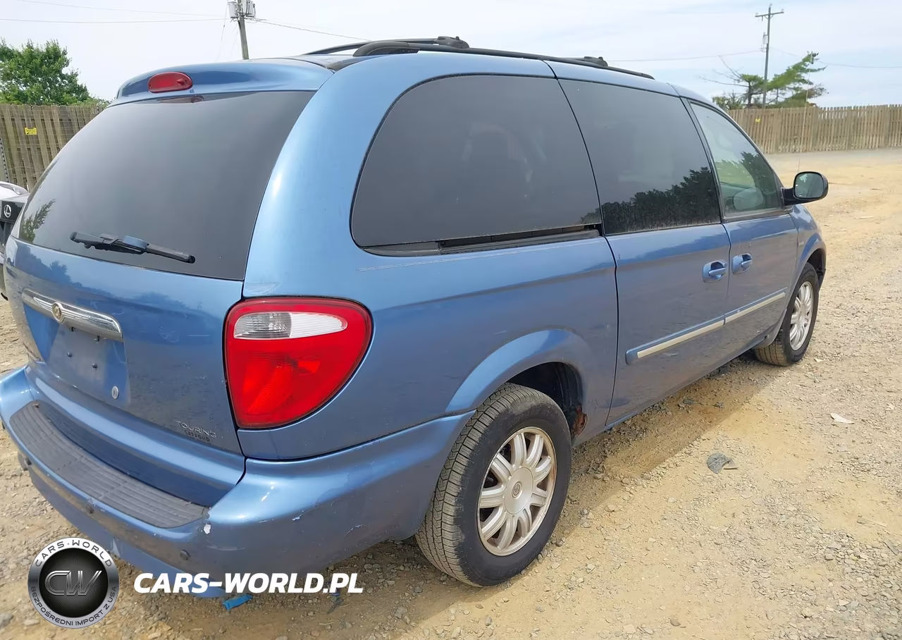2007 Chrysler Town & Country Touring VIN:2A4GP54L27R151394 - 4