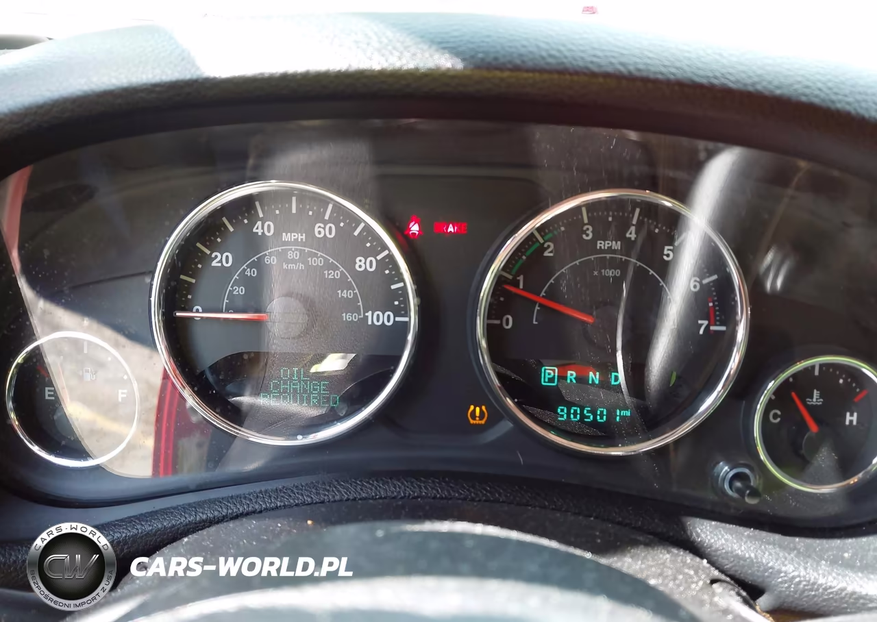 2015 Jeep Wrangler Unlimited Sahara VIN:1C4HJWEG5FL537799 - 7