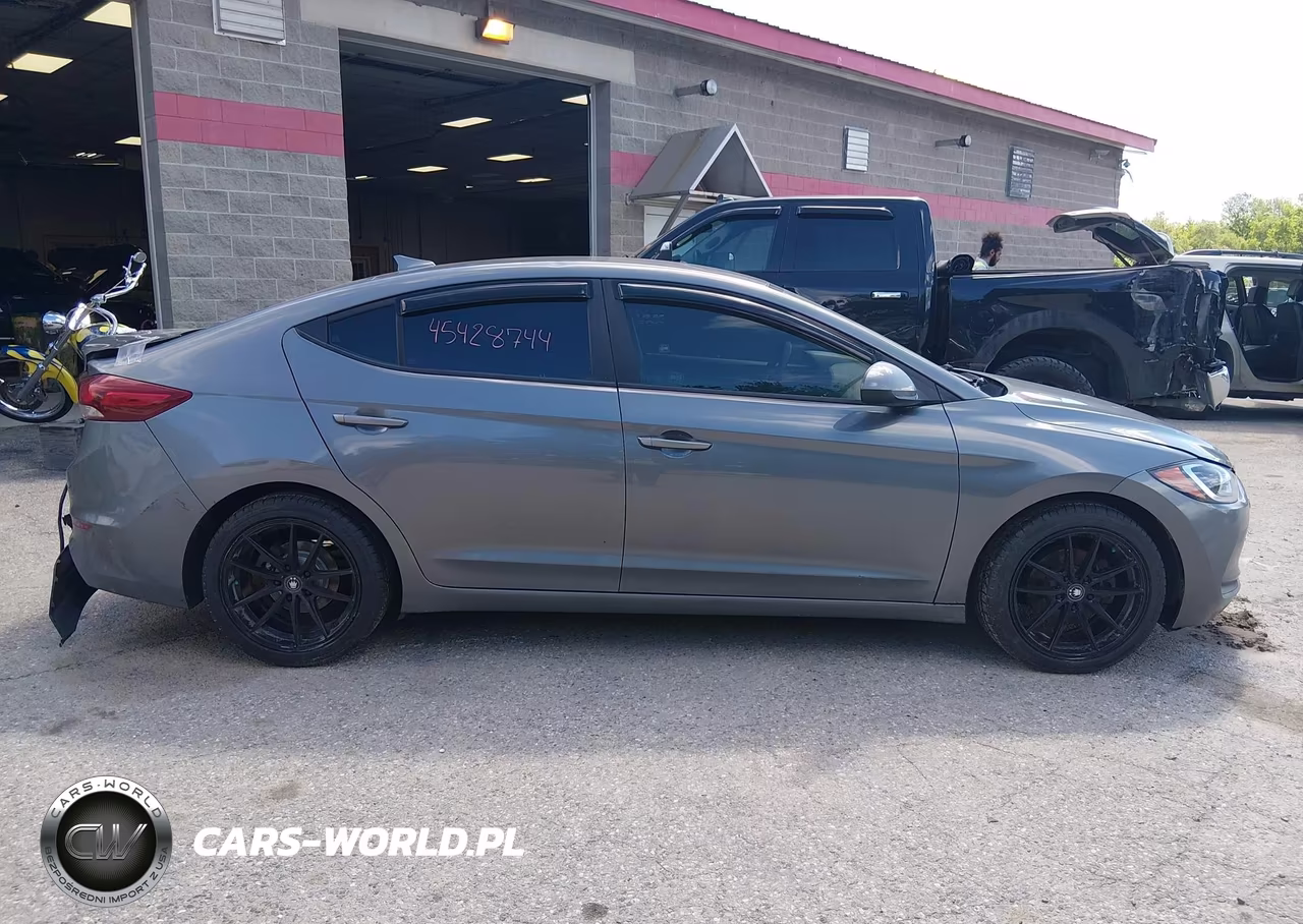 2018 Hyundai Elantra Sel VIN:5NPD84LF9JH337739 - 13