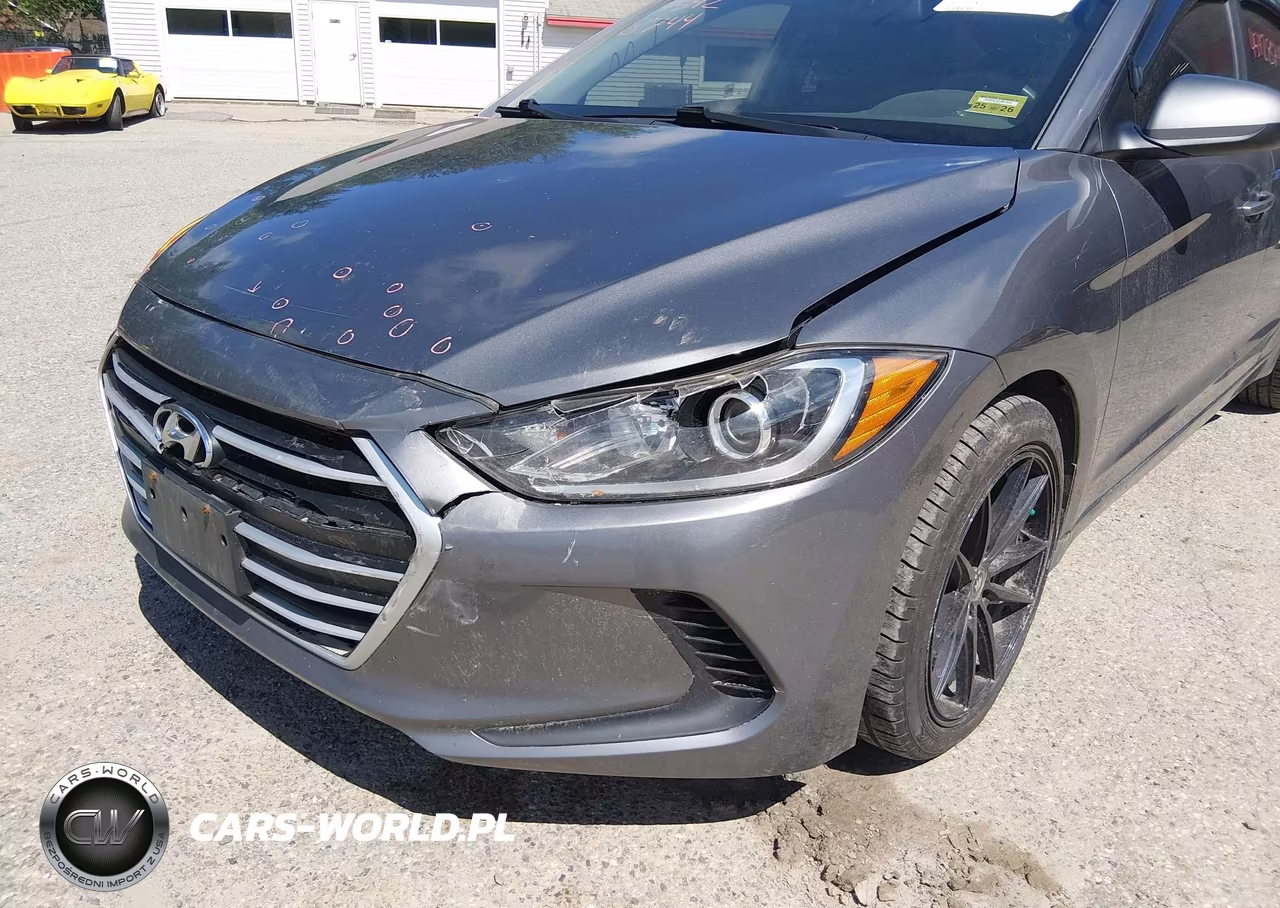 2018 Hyundai Elantra Sel VIN:5NPD84LF9JH337739 - 6