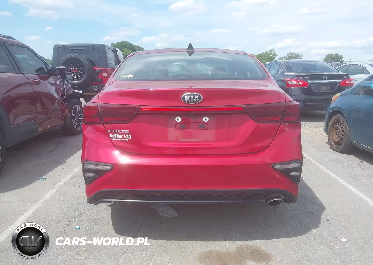 2019 Kia Forte Lxs VIN:3KPF24ADXKE112778 - 16