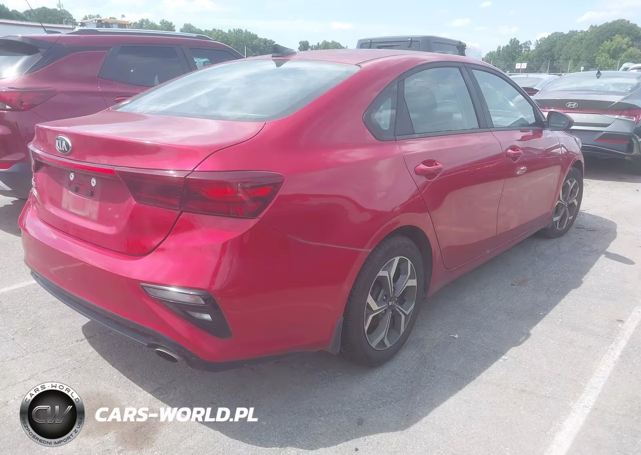 2019 Kia Forte Lxs VIN:3KPF24ADXKE112778 - 4