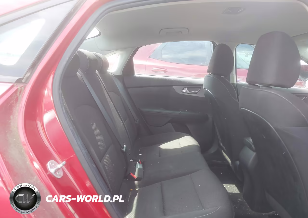 2019 Kia Forte Lxs VIN:3KPF24ADXKE112778 - 8