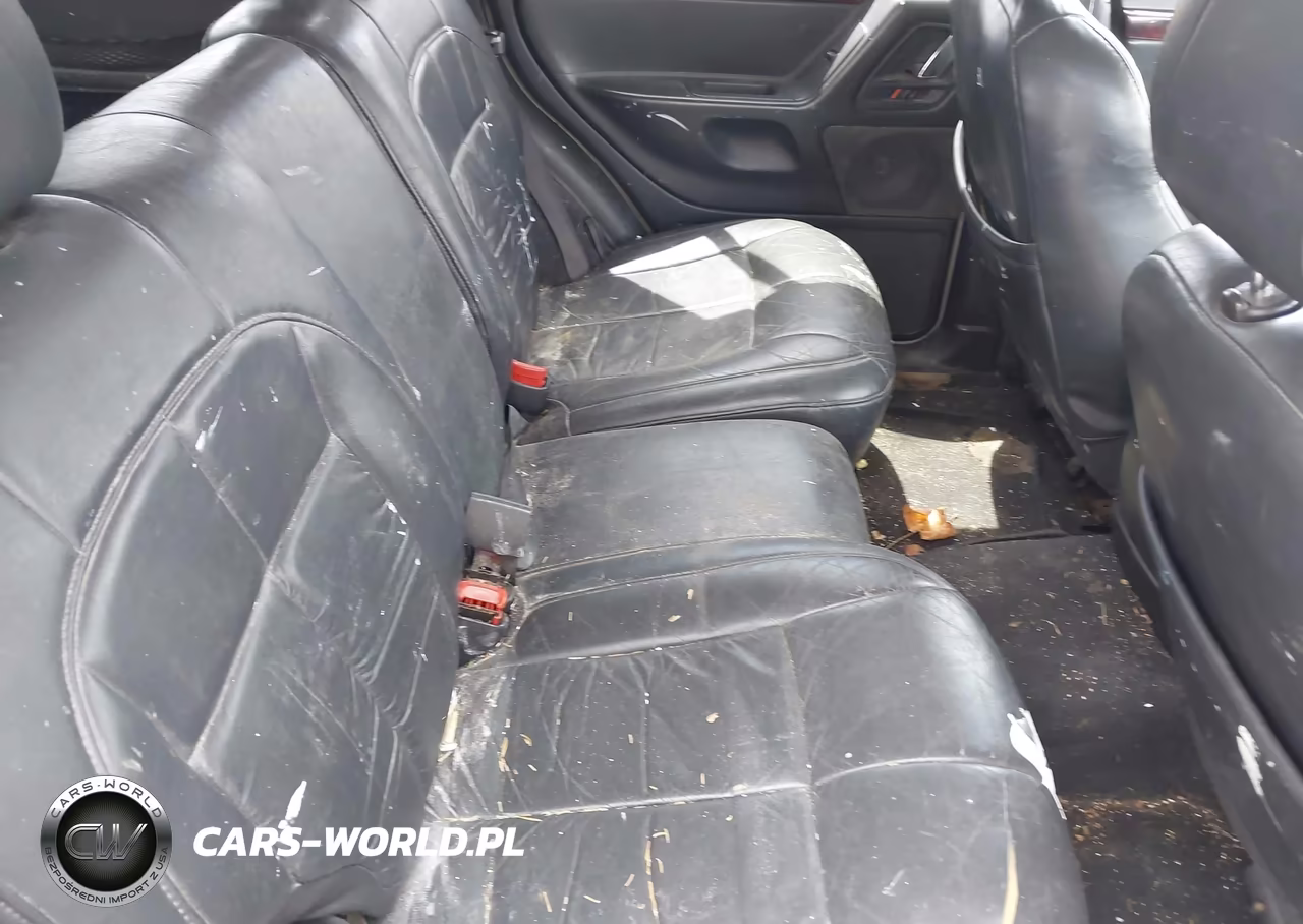 2002 Jeep Grand Cherokee Limited VIN:1J4GW58N82C188336 - 8