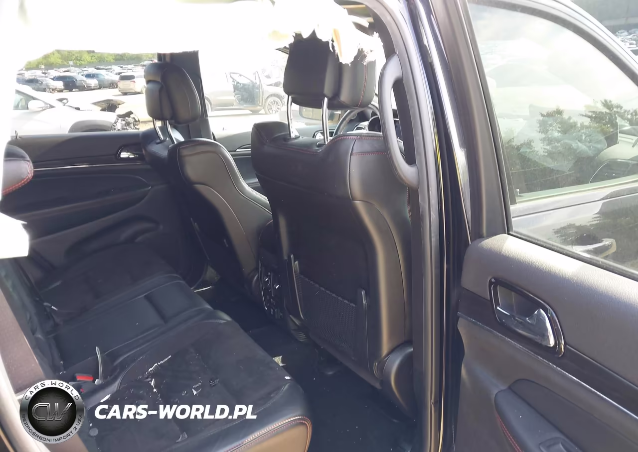 2020 Jeep Grand Cherokee Trailhawk 4X4 VIN:1C4RJFLG3LC135587 - 8