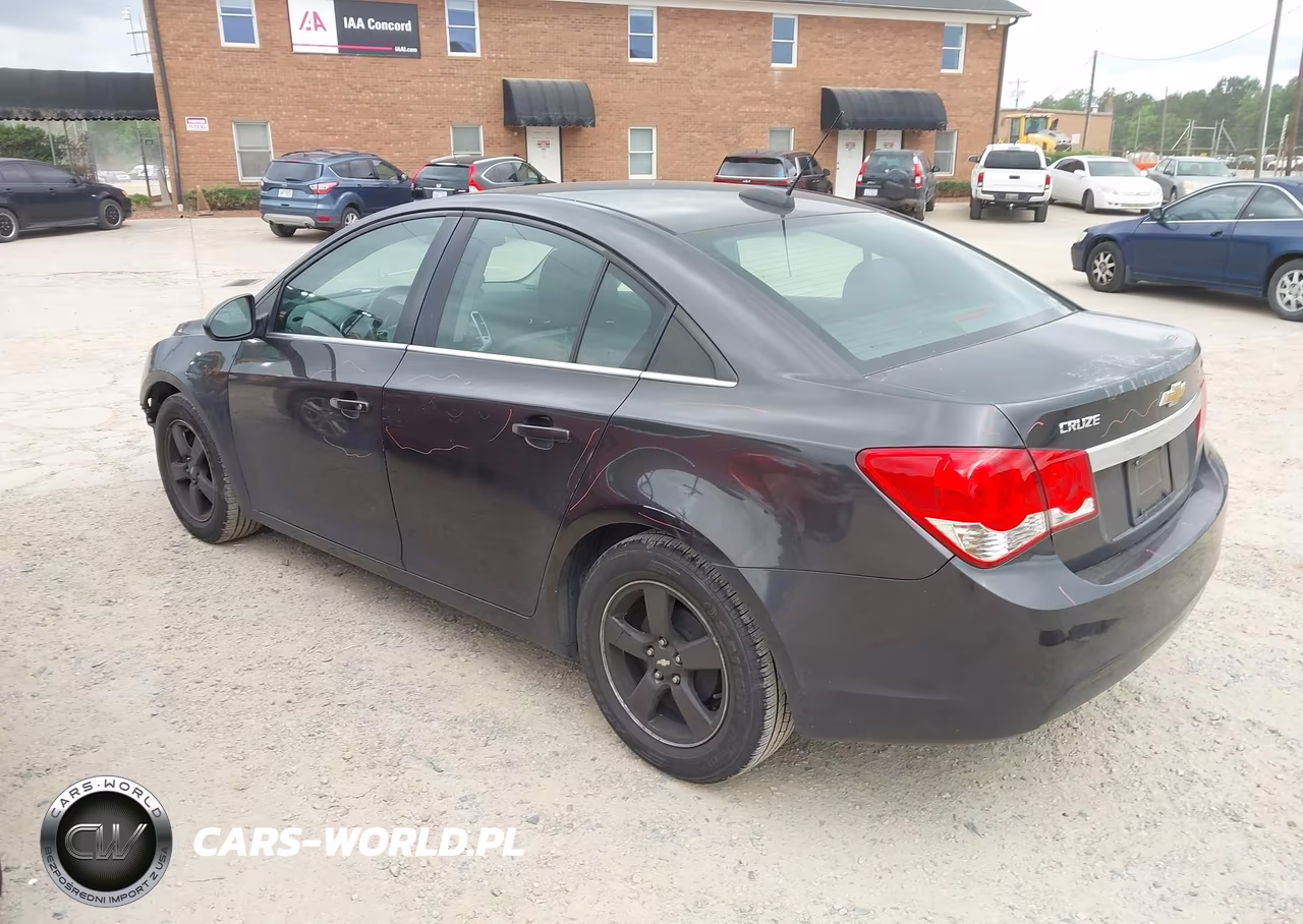 2016 Chevrolet Cruze Limited 1Lt Auto VIN:1G1PE5SB2G7163898 - 3