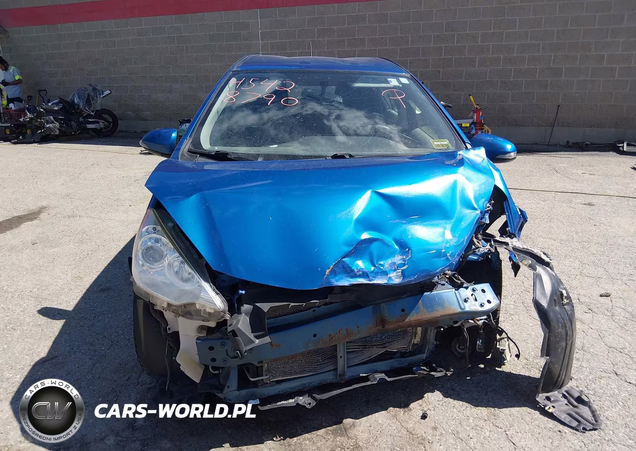 2014 Toyota Prius C Two VIN:JTDKDTB36E1067399 - 13
