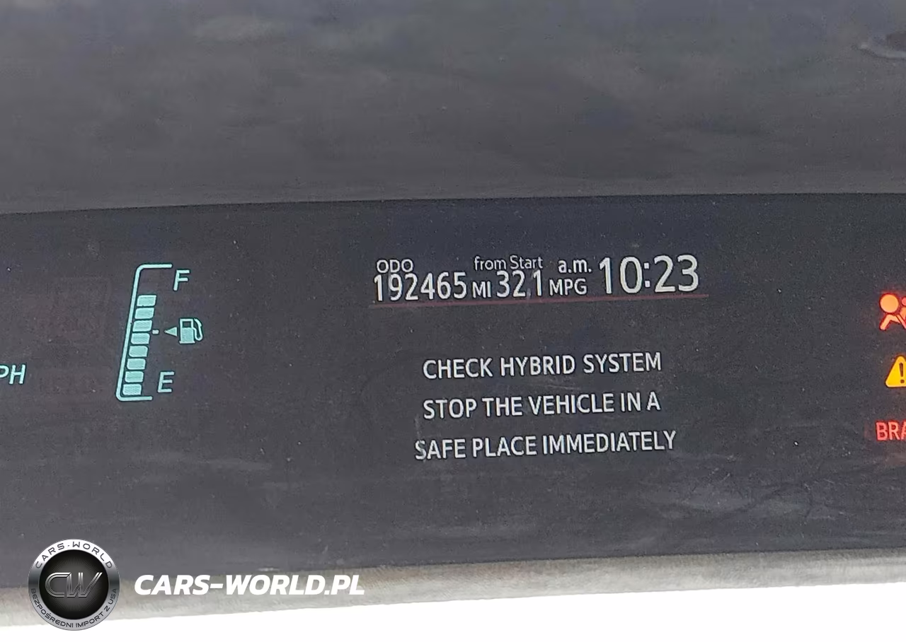 2014 Toyota Prius C Two VIN:JTDKDTB36E1067399 - 16