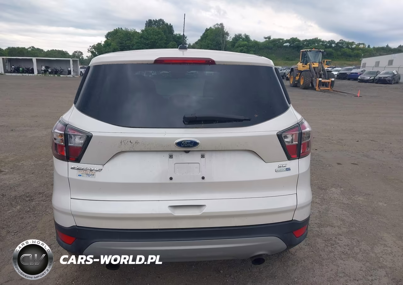2017 Ford Escape Se VIN:1FMCU9GD5HUB25784 - 16