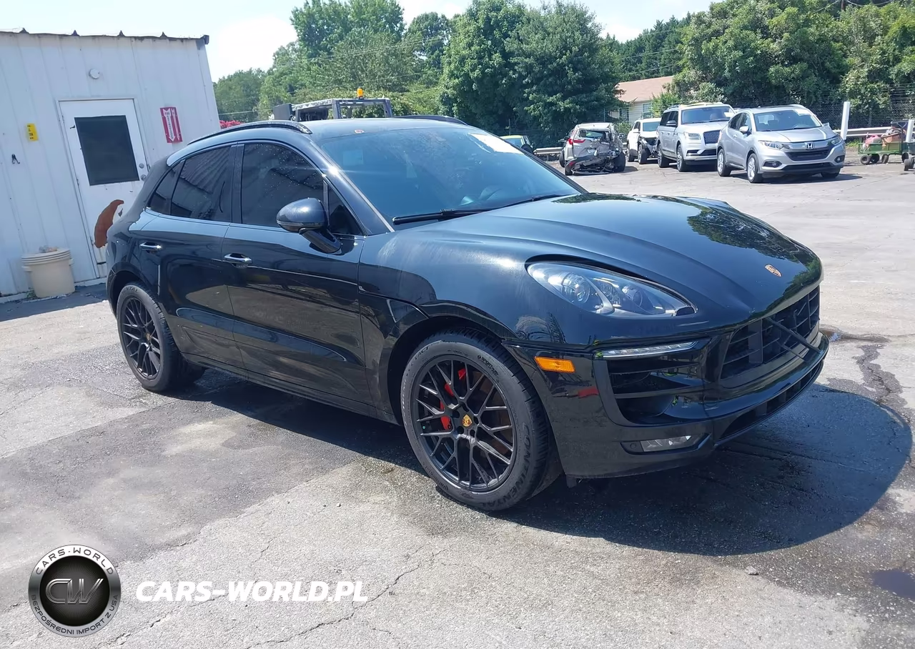 2018 Porsche Macan Gts