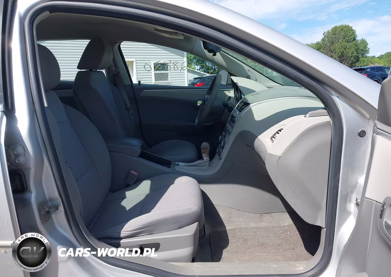 2010 Chevrolet Malibu Ls VIN:1G1ZB5EB0AF161089 - 5