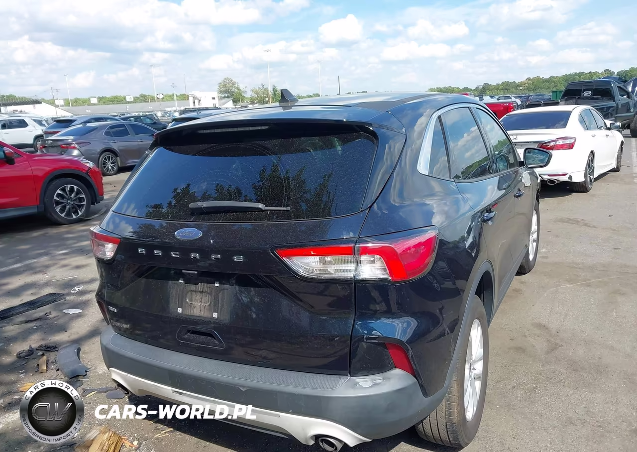 2021 Ford Escape Se VIN:1FMCU0G67MUA25175 - 4