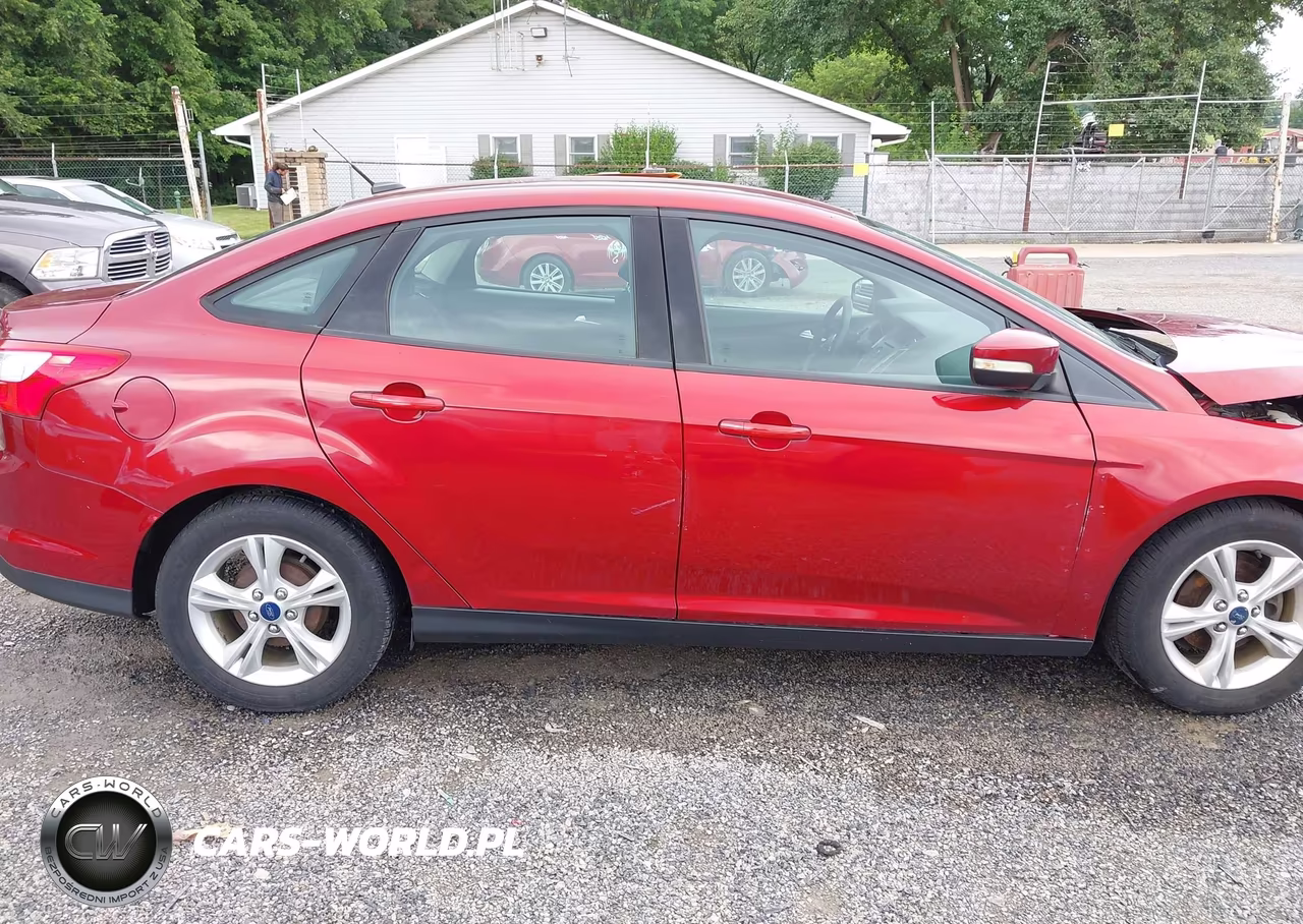 2014 Ford Focus Se VIN:1FADP3F2XEL354093 - 14