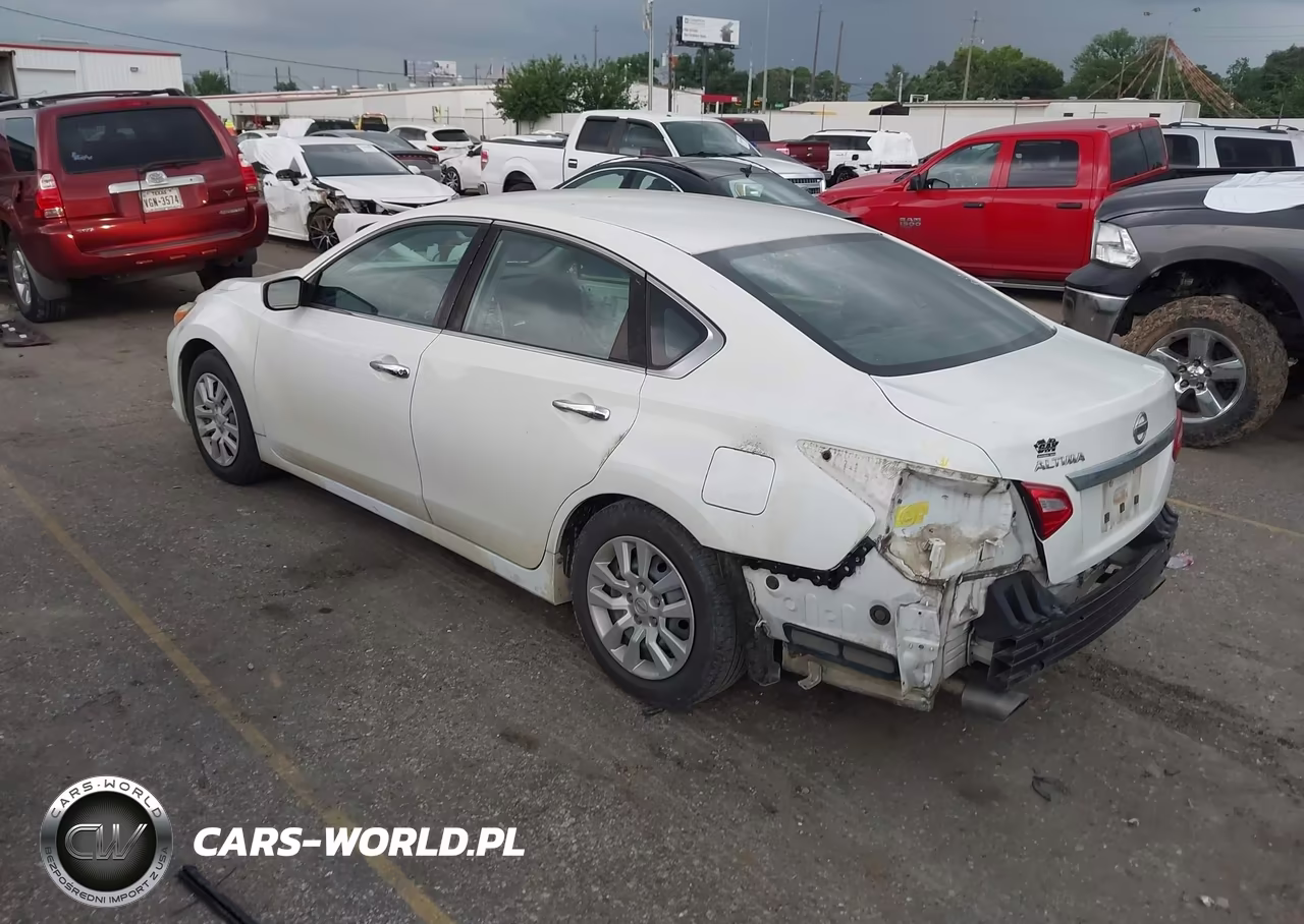 2017 Nissan Altima 2.5 S VIN:1N4AL3AP7HN342350 - 3