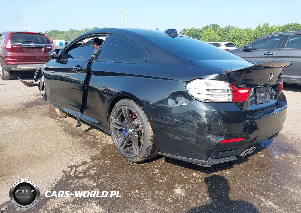 2017 BMW M4 VIN:WBS3R9C51HK709320 - 3