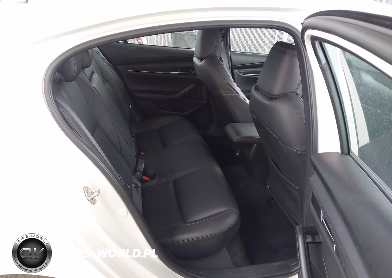 2024 Mazda Mazda3 2.5 S Preferred VIN:3MZBPACM8RM403837 - 8