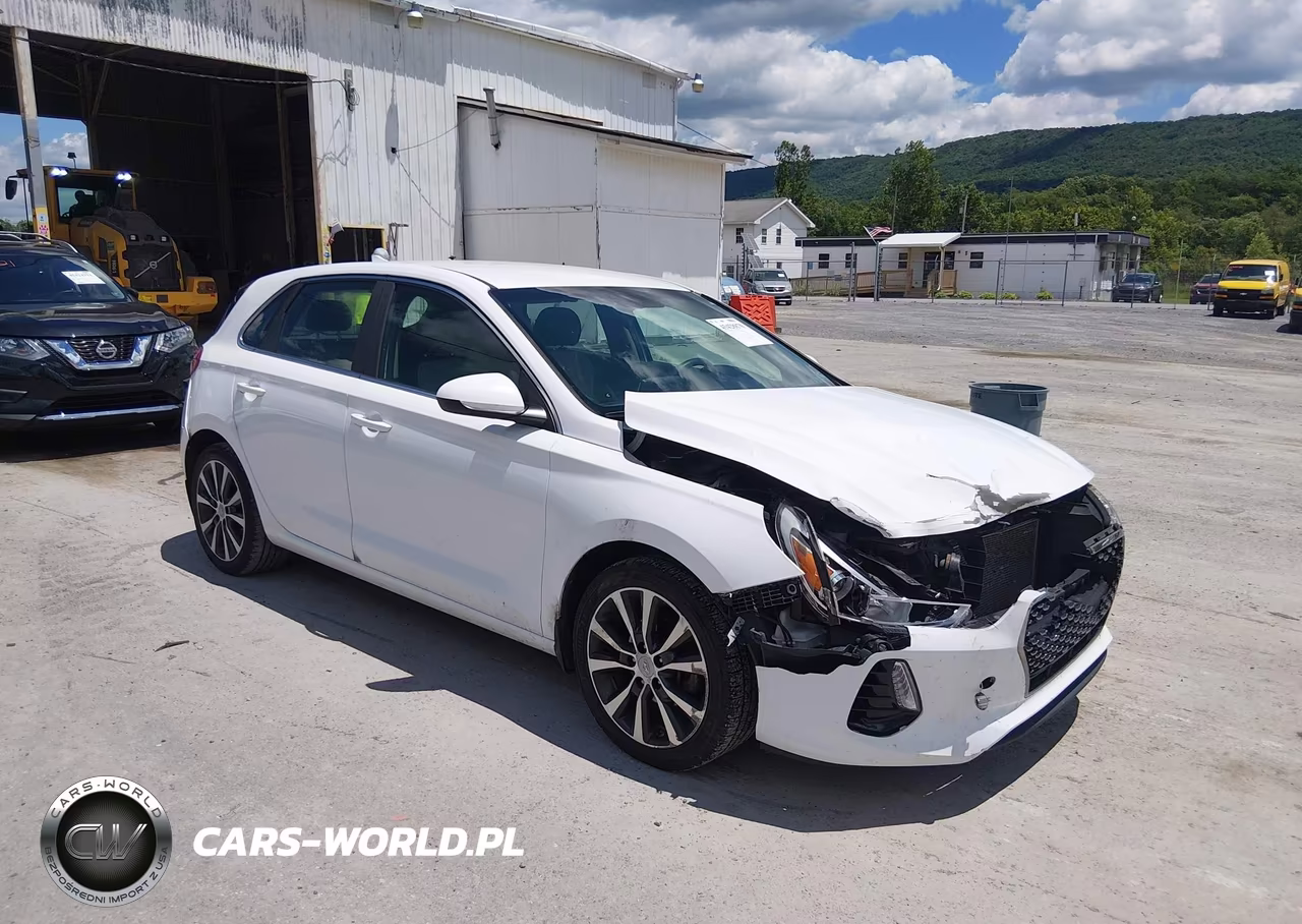 2018 Hyundai Elantra Gt – zdjęcie 1 z 17