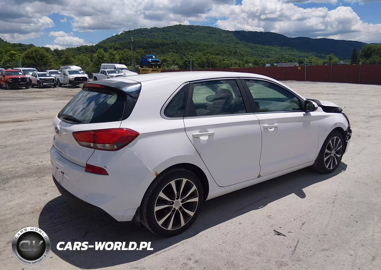 2018 Hyundai Elantra Gt VIN:KMHH35LE5JU013282 - 4